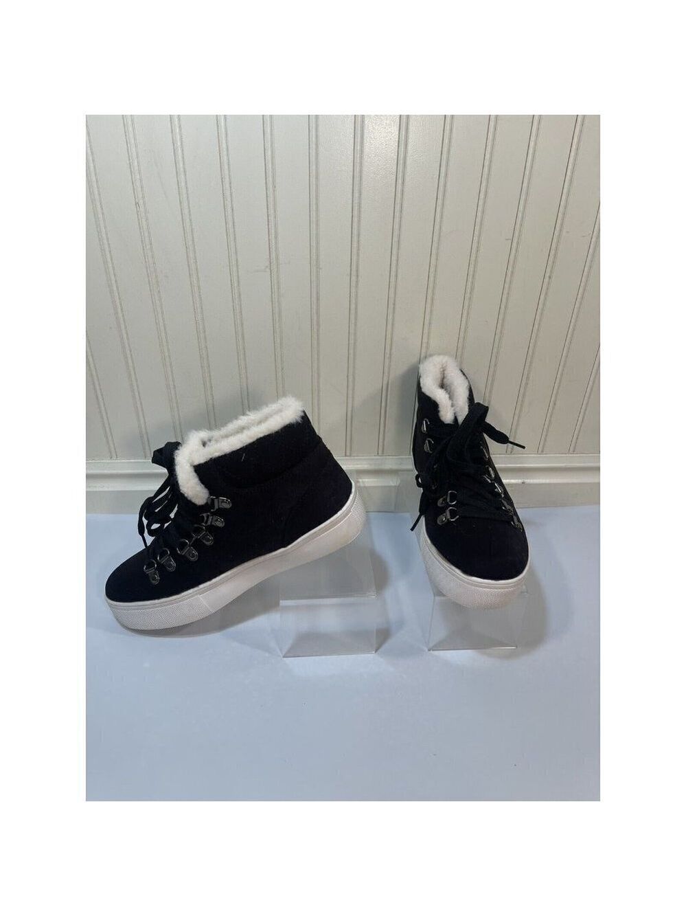 MUDD BEYLEY FAUX FUR HIGH TOP SNEAKERS SHOES FUR TRIM BLACK SIZE 6